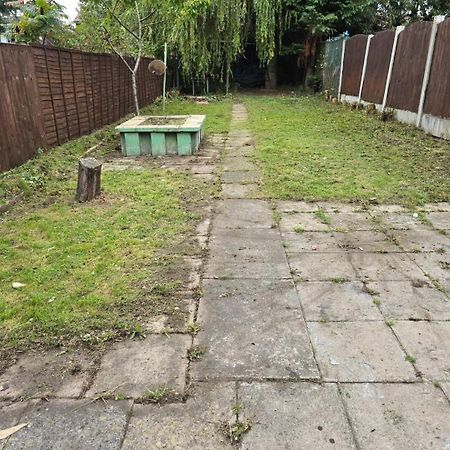 As Peaceful Home Bescot Екстер'єр фото