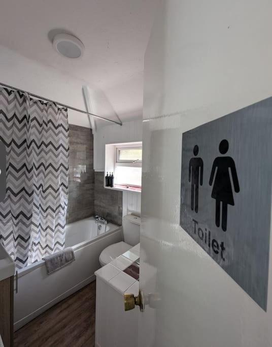 As Peaceful Home Bescot Екстер'єр фото